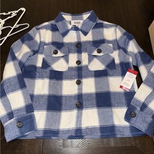Steve Madden Women’s button up blue plaid long sleeve. Collared winter jacket